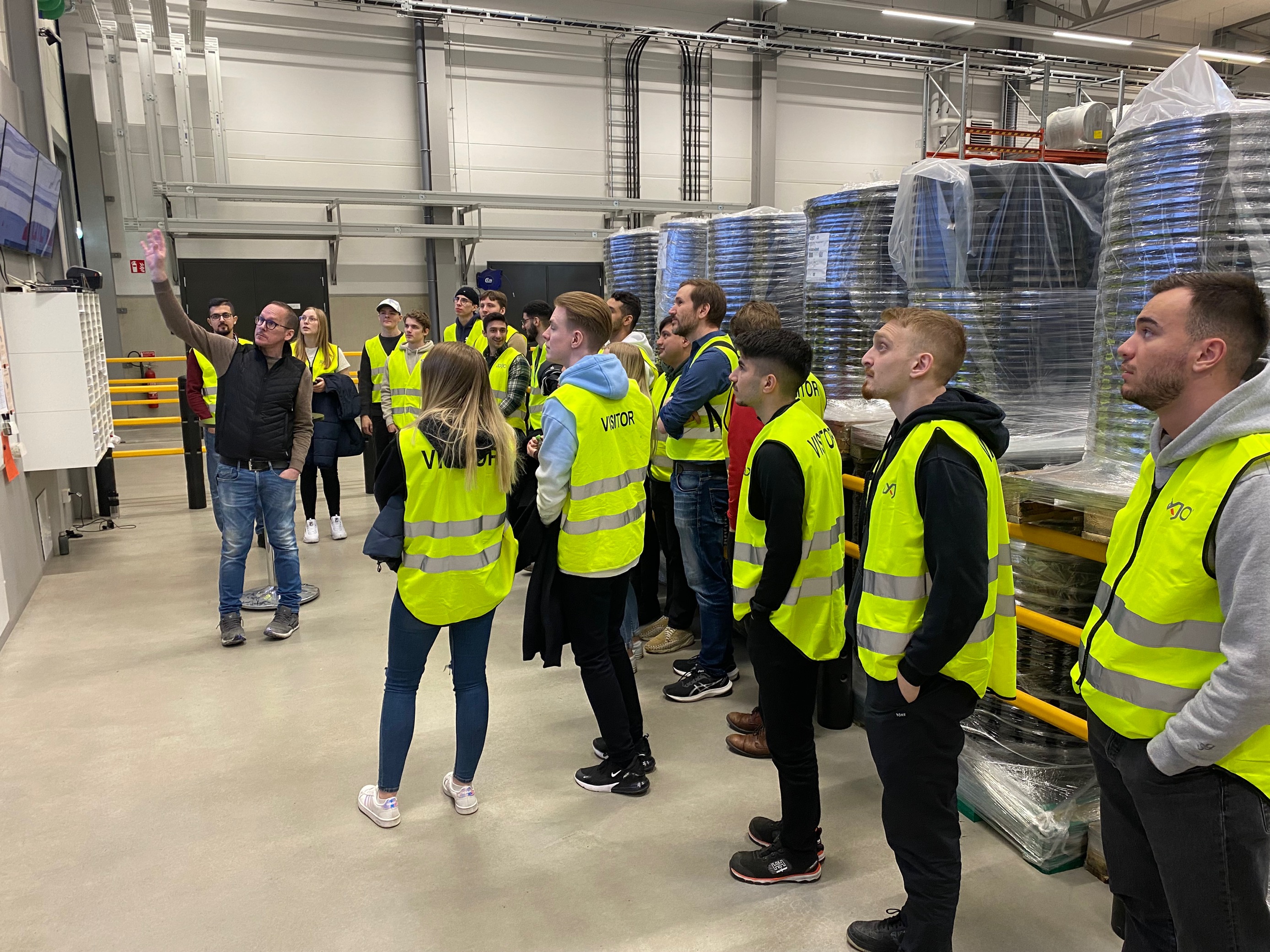 JTH students on a company visit.
