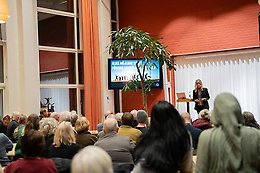 Publik och föreläsare på JU LIVE från i höstas.